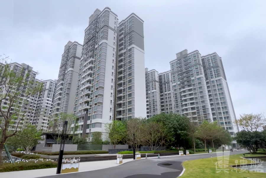 中山雅居樂民森迪茵湖，首期5萬(減)，香港銀行按揭，最新價單
