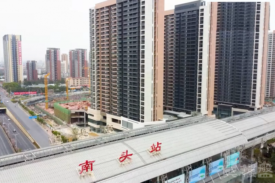 中山海雅繽紛城,首期5萬(減)鐵路上蓋物業,直達香港西九龍站，香港銀行按揭，最新價單